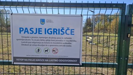 Pasje igrišče je odprto za vse, spoštovati pa je treba pravila obnašanja. 