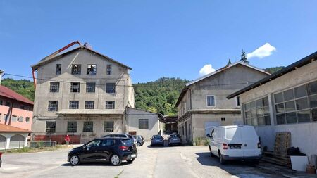 Območje nekdanje lesne tovarne Topol